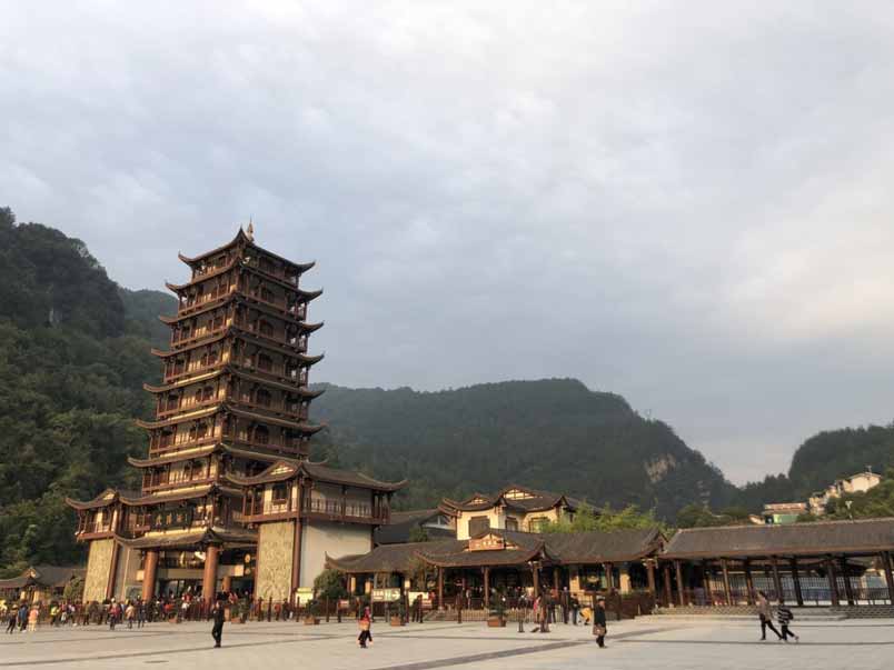 Cómo llegar a Wulingyuan desde Fenghuang y dónde dormir