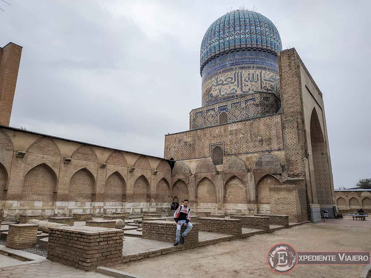 Patio de la mezquita Bibi-Khanum