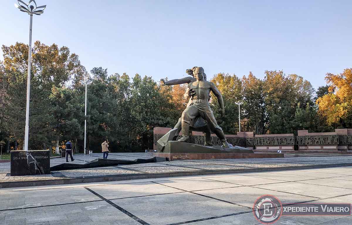 Memorial del terremoto de Tashkent