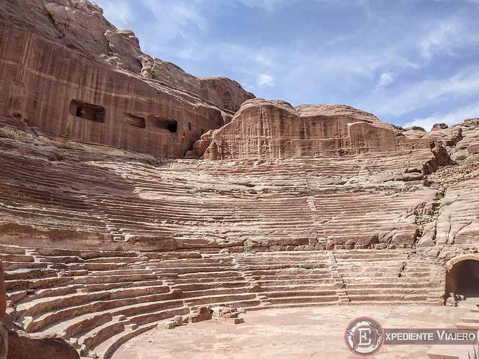 Anfiteatro antes de la subida al Monasterio de Petra