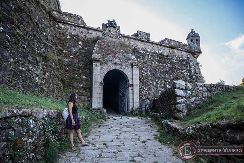 Porta Afonsina de las Portas da Gaviarra