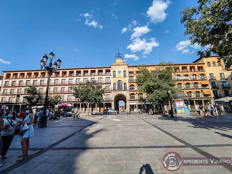 Qué ver en el casco histórico de Toledo: Plaza de Zocodover