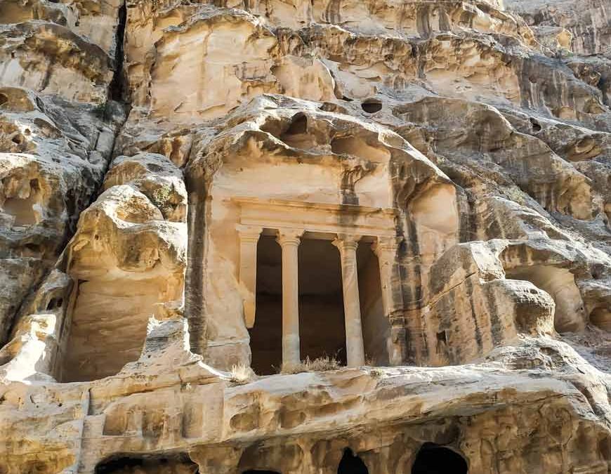 Visitar la Pequeña Petra. Una Petra en versión «mini»!