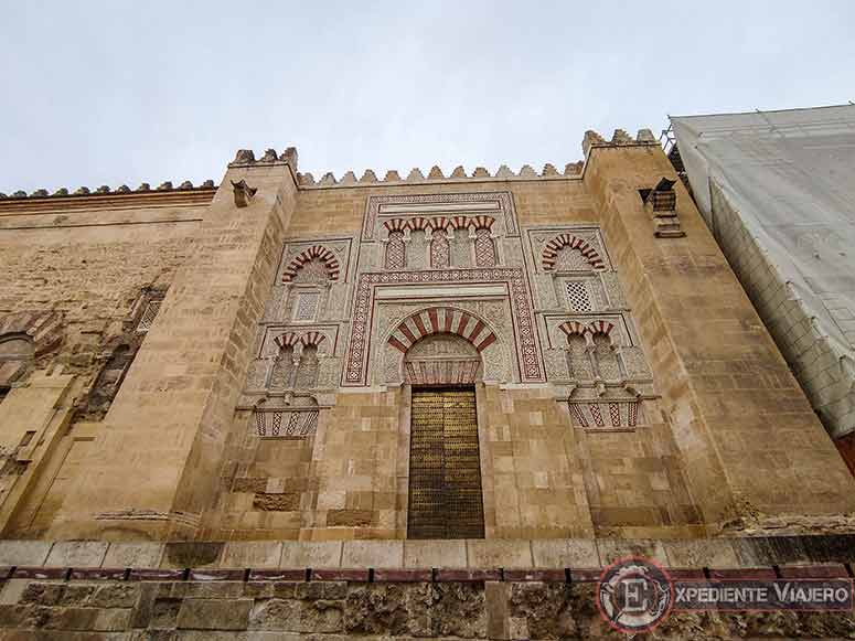 Partes de la Mezquita de Córdoba: puertas