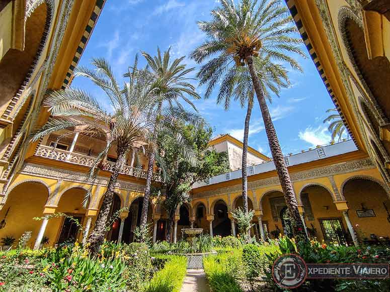 El patio del Palacio de las Dueñas al visitar Sevilla en dos días