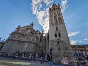 Guía de la Catedral de Sevilla: puertas, cubiertas, Giralda...