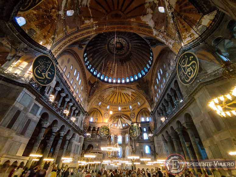 Santa Sofía, una de las cosas más importantes que ver en Estambul en 3 días