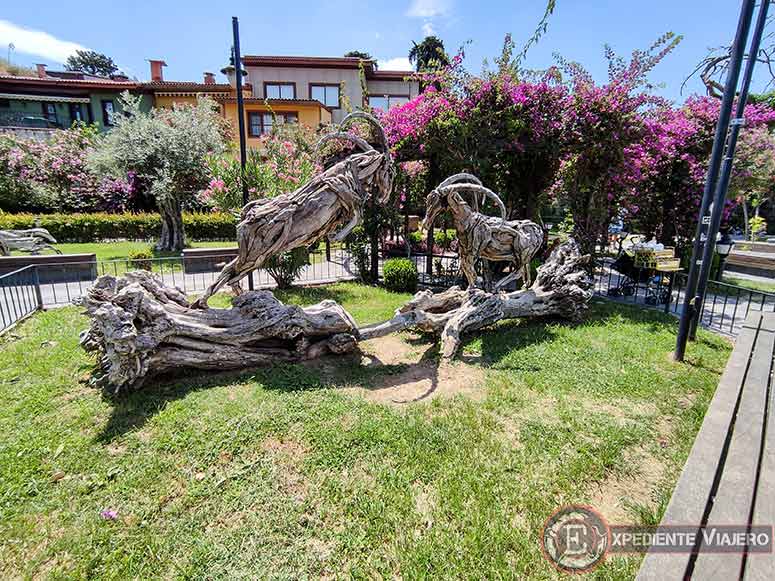 Qué ver en Antalya: esculturas en el Parque Karaalioglu