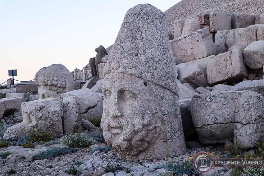Visitar el Monte Nemrut y las cabezas de la Terraza Oeste