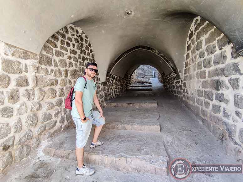 Túnel en las calles de Mardin (Turquía)