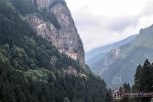El Monasterio de Sumela colgado en la montaña