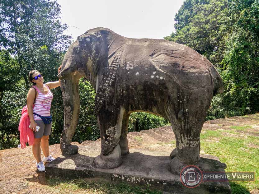 Templos de Angkor: elefante de Mebon Oriental