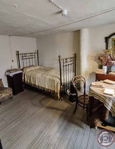 Qué ver en Segovia en dos días: dormitorio de la Casa Museo de Antonio Machado