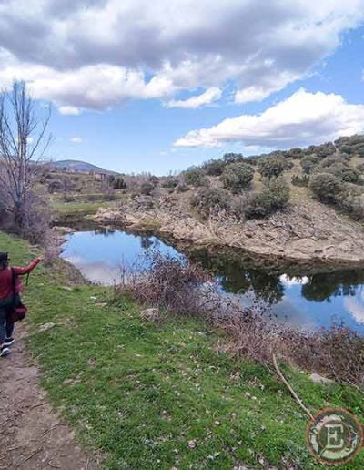 Cómo llegar al mirador de Buitrago del Lozoya: senda rural junto al río