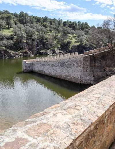 Qué ver además del mirador de Buitrago del Lozoya: Coracha