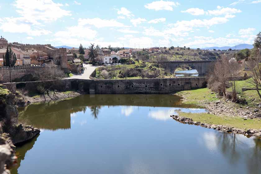 Qué ver además del mirador de Buitrago del Lozoya: Puente Viejo o Puente del Arrabal