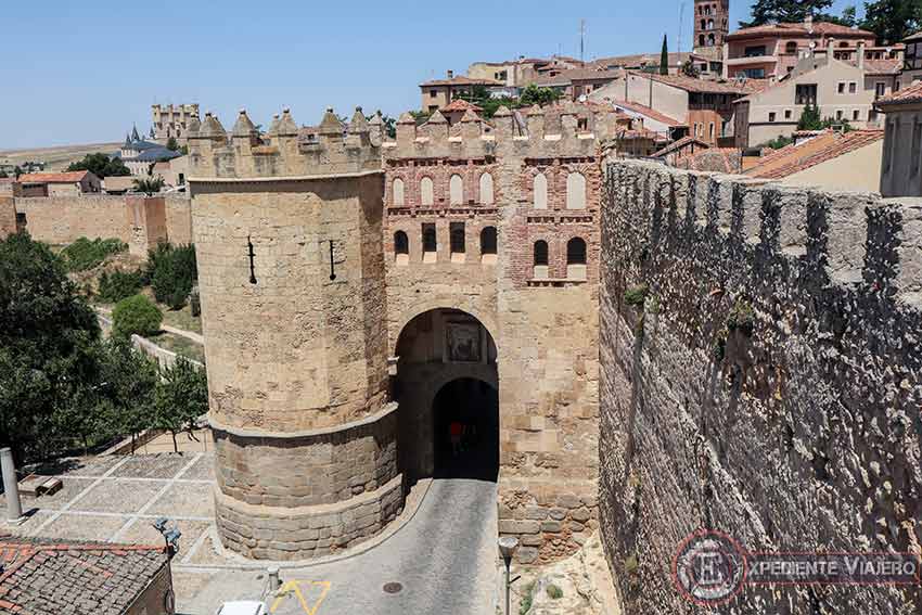 Qué ver en Segovia en dos días: Puerta de San Andrés y murallas