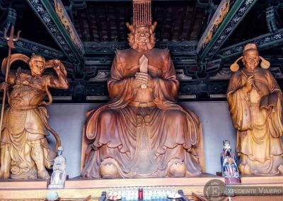 Cueva 4 y el Templo del Rey Dragón en las Grutas de Yungang de Datong