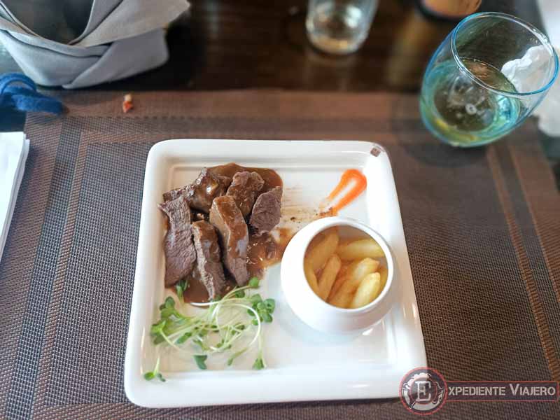 Comida en nuestro crucero en Halong Bay