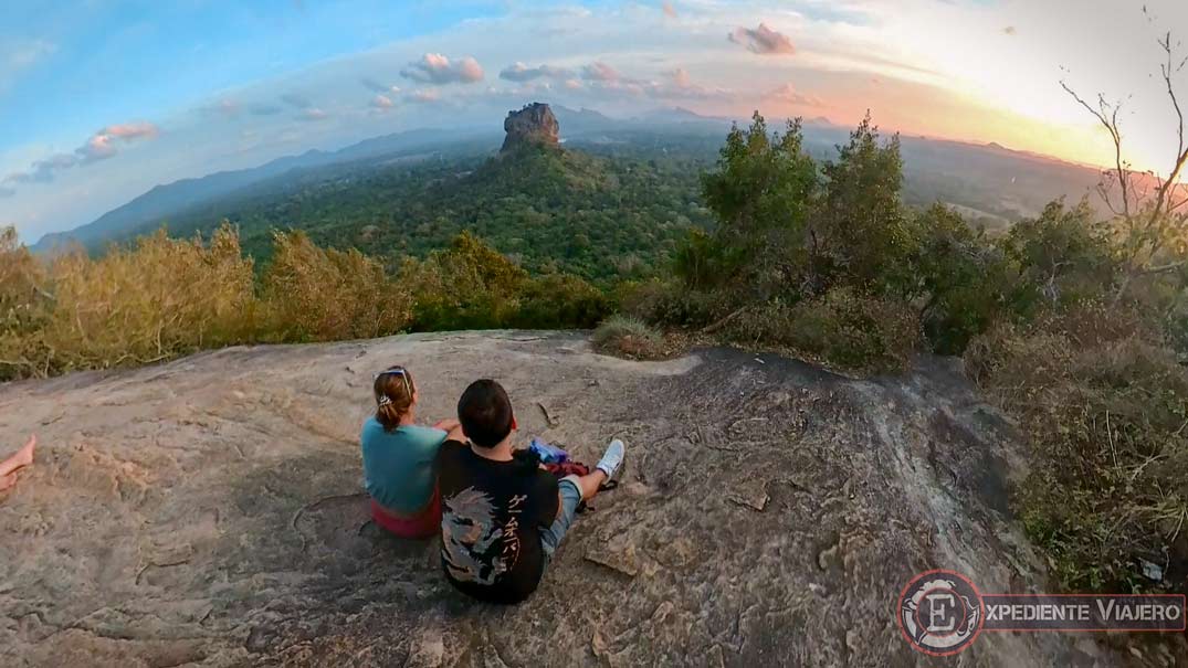 Pidurangala Rock (Sri Lanka), ¡FLIPANDO con las vistas de Sigiriya!
