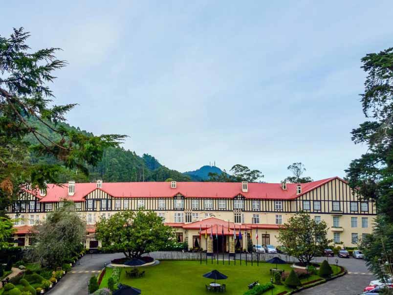 Fachada del The Grand Hotel de Nuwara Eliya en Sri Lanka
