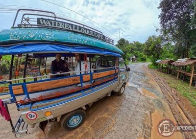 Camioneta en Luang Prabang camino a Kuang Si Falls en Laos