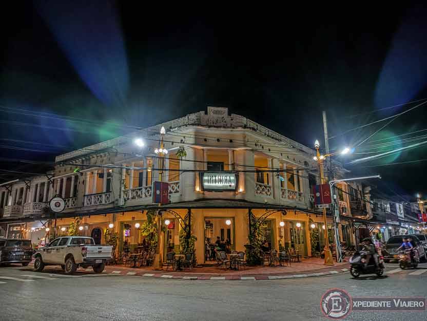 Nuestro hotel en Thakhek para hacer el loop (Laos)